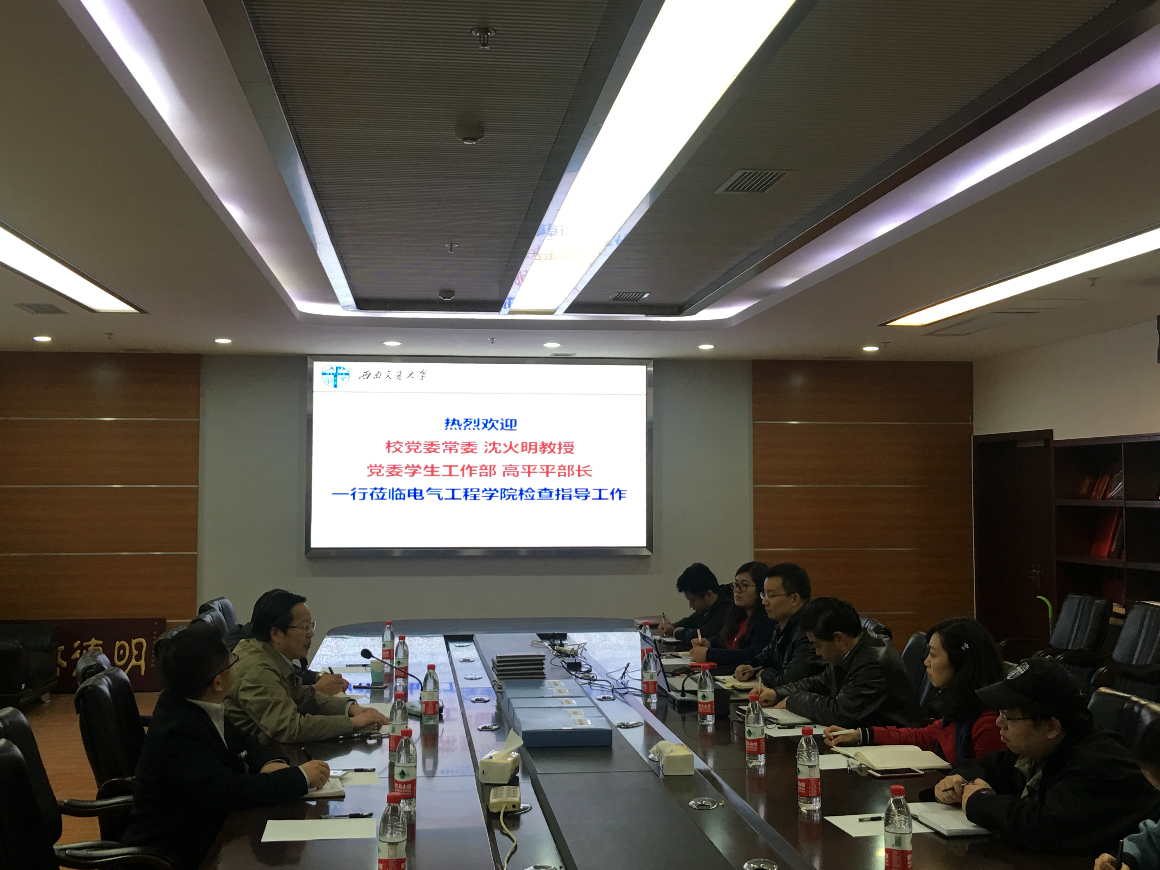 IMG_0688.JPG IMG_0688.JPG